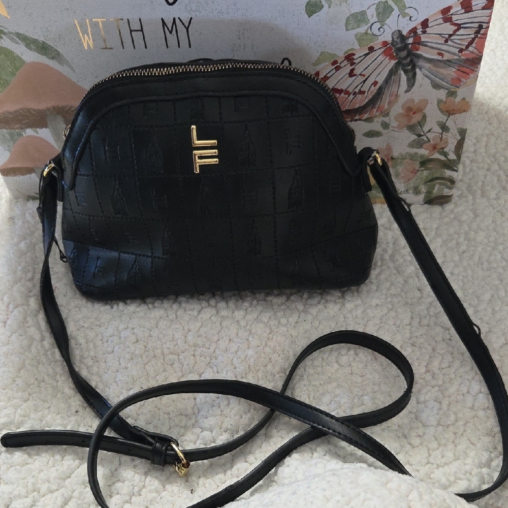 LONDON FOG PURSE
